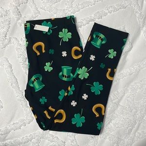 St. Patrick’s Capri Sueded Leggings